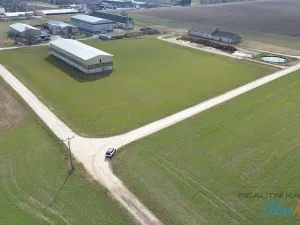 Prodej komerčního pozemku, Přerov - Přerov VIII-Henčlov, Zakladatelů, 10500 m2