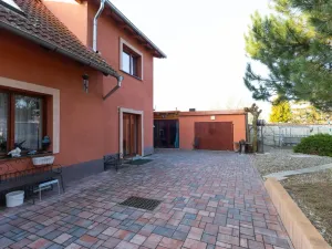 Prodej rodinného domu, Polepy - Okna, 211 m2