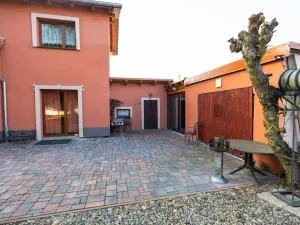 Prodej rodinného domu, Polepy - Okna, 211 m2