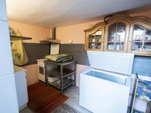 Prodej rodinného domu, Polepy - Okna, 211 m2