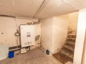 Prodej rodinného domu, Polepy - Okna, 211 m2