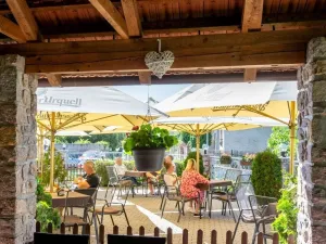 Prodej komerční nemovitosti, Srbsko, K Přívozu, 458 m2