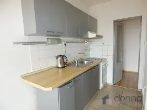 Pronájem bytu 3+1, Praha, Proutěná, 71 m2