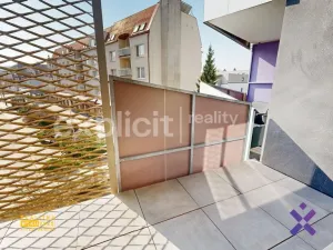 Pronájem bytu 2+kk, Zlín, Hřebíčkova, 42 m2