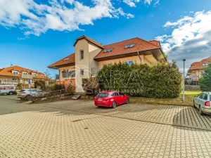 Prodej bytu 1+kk, Holubice - Kozinec, Buková, 40 m2