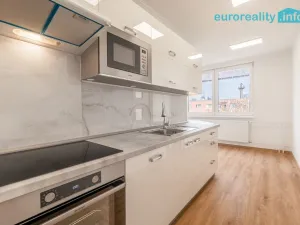 Prodej bytu 3+1, Doksy, Pražská, 64 m2