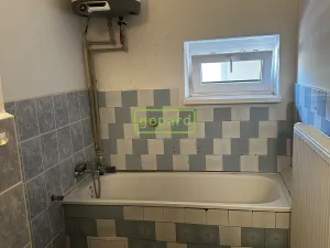 Pronájem bytu 2+kk, Tetčice, Nádražní, 56 m2