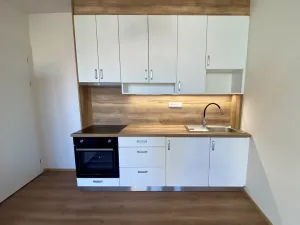 Pronájem bytu 2+kk, Praha - Třebonice, Thomasova, 46 m2