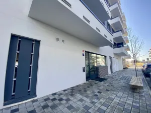 Pronájem bytu 2+kk, Praha - Třebonice, Thomasova, 46 m2