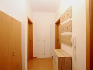 Pronájem bytu 2+kk, Pardubice - Trnová, Jozefa Gabčíka, 55 m2