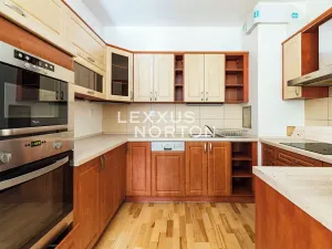 Pronájem bytu 2+kk, Praha - Žižkov, Jeseniova, 62 m2