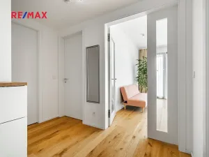 Prodej bytu 2+kk, Praha - Smíchov, Podbělohorská, 61 m2