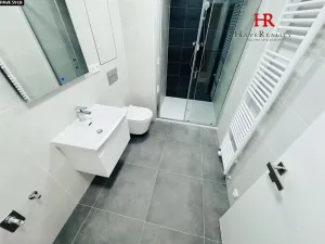 Pronájem bytu 2+kk, Benešov, Suchánkova, 58 m2