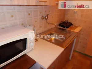 Pronájem bytu 1+kk, Praha - Strašnice, U hranic, 34 m2