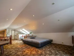 Pronájem rodinného domu, Holubice, V Průhonu, 170 m2