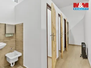 Pronájem výrobních prostor, Višňová - Poustka, 884 m2