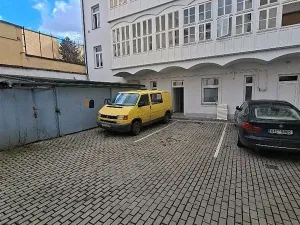 Prodej komerční, Praha, Turnovská, 113 m2