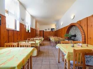 Prodej restaurace, Tábor, Lužnické údolí, 694 m2