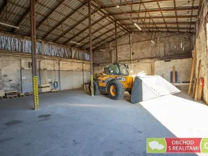 Pronájem skladu, Morašice, 2710 m2