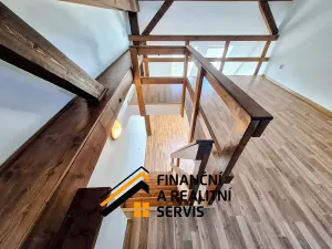 Pronájem atypického bytu, Mladá Boleslav, Husova, 60 m2