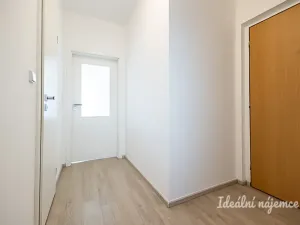 Pronájem bytu 2+kk, Praha - Kunratice, Pod Haltýřem, 47 m2