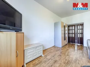 Prodej bytu 3+1, Tlučná, V Rybníčkách, 70 m2