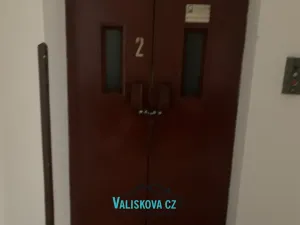 Pronájem obchodního prostoru, Kroměříž, Oskol, 450 m2