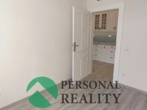 Pronájem bytu 3+kk, Praha - Karlín, Urxova, 67 m2