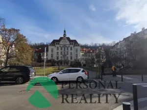 Pronájem bytu 3+kk, Praha - Karlín, Urxova, 67 m2