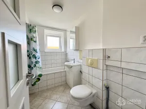 Pronájem bytu 2+1, Královské Poříčí, Na sídlišti, 48 m2