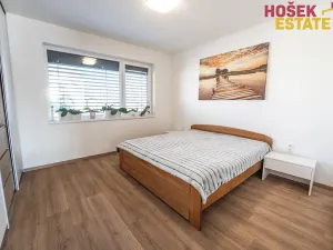 Prodej rodinného domu, Pohořelice, U Větrolamu, 160 m2