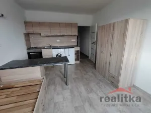 Pronájem bytu 1+kk, Opava - Komárov, Podvihovská, 25 m2