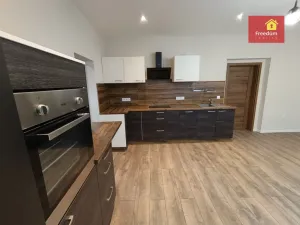 Prodej rodinného domu, Bystřany, Husova, 180 m2