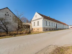 Prodej zemědělské usedlosti, Lišov - Horní Slověnice, 900 m2