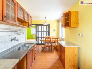 Prodej rodinného domu, Karlovice, 614 m2