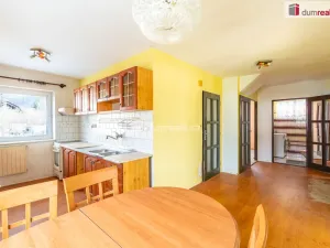 Prodej rodinného domu, Karlovice, 614 m2