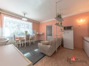 Prodej rodinného domu, Mšené-lázně - Ředhošť, 150 m2