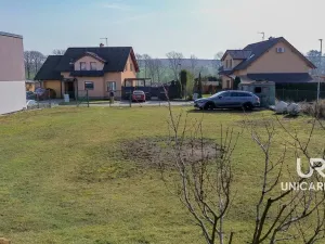 Prodej pozemku, Holubice, 703 m2