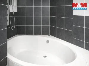 Prodej bytu 4+1, Praha - Hlubočepy, Renoirova, 80 m2