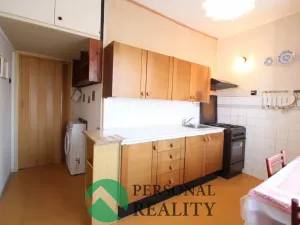 Pronájem bytu 2+1, Karlovy Vary, Hybešova, 56 m2