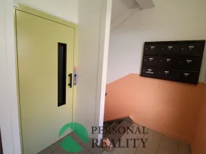 Pronájem bytu 2+1, Karlovy Vary, Hybešova, 56 m2