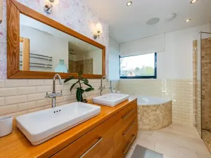 Prodej rodinného domu, Ohrobec, Vřesová, 199 m2