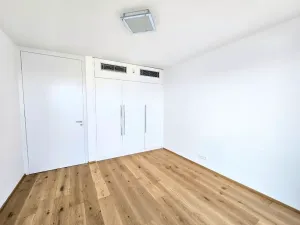 Prodej bytu 4+kk, Praha - Smíchov, U Dívčích hradů, 123 m2