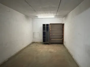 Prodej garáže, Praha, K Ládví, 17 m2