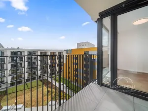 Pronájem bytu 1+kk, Praha - Chodov, Líbalova, 32 m2