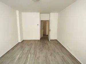 Pronájem bytu 1+1, Praha - Vršovice, Sámova, 40 m2