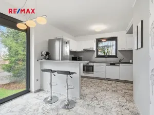 Pronájem rodinného domu, Dýšina, Kostelní, 171 m2