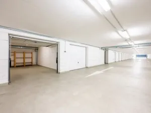 Pronájem bytu 1+kk, Praha - Písnice, Švihovská, 37 m2