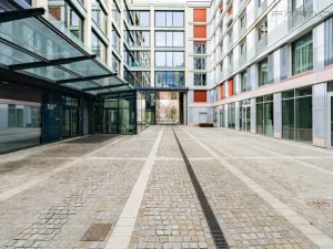 Pronájem kanceláře, Praha - Karlín, Rohanské nábřeží, 706 m2