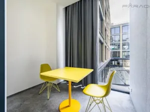 Pronájem kanceláře, Praha - Karlín, Rohanské nábřeží, 706 m2